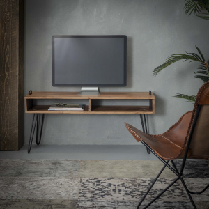 meuble TV en bois d'acacia avec une télé au dessus